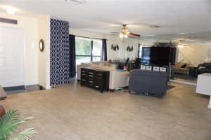 331 44TH AVENUE, ST PETERSBURG, FL 33703 Sold 10/15/25