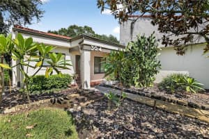 304 VALENCIA COURT, PLANT CITY, FL 33566 - MLS#MFRTB8428832