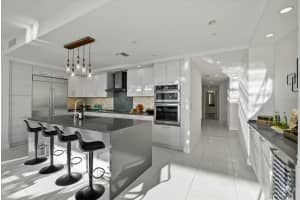 100 1ST AVENUE, ST PETERSBURG, FL 33701 - MLS#MFRTB8428842