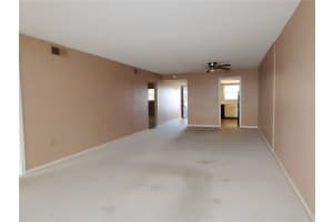 5575 GULF BOULEVARD, ST PETE BEACH, FL 33706 Sold 12/23/25