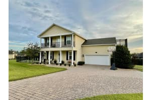 2610 GRACE MNR, LAKELAND, FL 33812 - MLS#MFRTB8428896