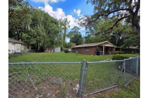 1516 5TH PLACE, GAINESVILLE, FL 32641 - MLS#MFRTB8428971