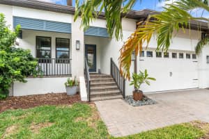 1041 SEAGRAPE DRIVE, RUSKIN, FL 33570 - MLS#MFRTB8429011