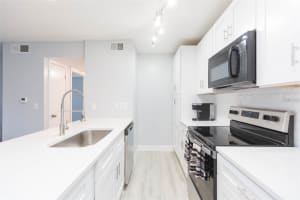 4211 CHATHAM OAK COURT, TAMPA, FL 33624 - MLS#MFRTB8429057