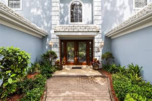 4407 MEADOW WOOD WAY, TAMPA, FL 33618 Sold 12/11/25