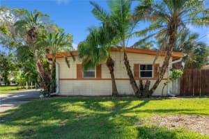 6903 SHORE DRIVE, SOUTH PASADENA, FL 33707 - MLS#MFRTB8429123