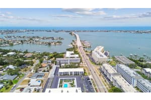 2942 BAY DRIVE, BELLEAIR BLUFFS, FL 33770 - MLS#MFRTB8429151