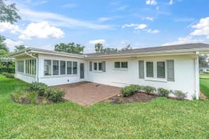 MLS# MFRTB8429194, St Petersburg, Florida 33704