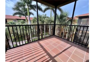 4333 Bayside Village Dr #327, TAMPA