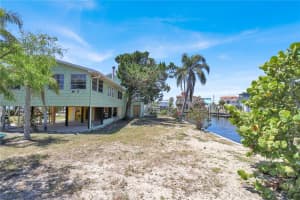 6400 DRIFTWOOD DRIVE, HUDSON, FL 34667 - MLS#MFRTB8429263