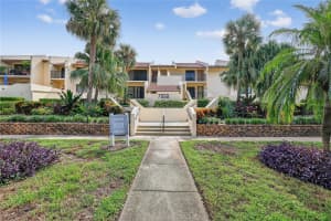 7550 SUNSHINE SKYWAY LANE, ST PETERSBURG, FL 33711 - MLS#MFRTB8429369