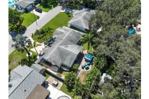 1956 FAIRWAY CIRCLE, DUNEDIN, FL 34698 Sold 10/20/25