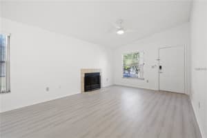 4004 DREAM OAK PLACE, TAMPA, FL 33613 - MLS#MFRTB8429407