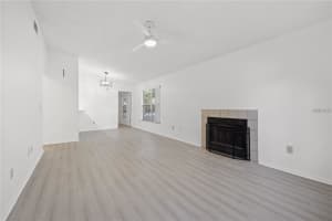 4004 DREAM OAK PLACE, TAMPA, FL 33613 - MLS#MFRTB8429407