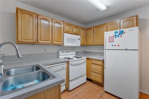 604 CITRUS AVENUE, DUNDEE, FL 33838 Sold 11/06/25