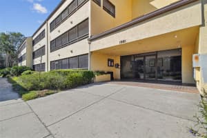 13612 VILLAGE DRIVE, TAMPA, FL 33618 - MLS#MFRTB8429497