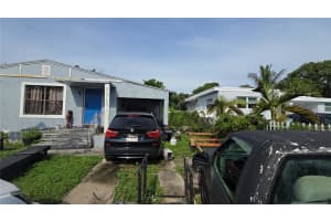 15694 10TH COURT, NORTH MIAMI BEACH, FL 33162 - MLS#MFRTB8429516