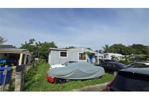 15694 10TH COURT, NORTH MIAMI BEACH, FL 33162 - MLS#MFRTB8429516