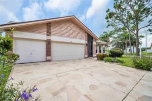 11901 STEPPINGSTONE BOULEVARD, TAMPA, FL 33635 - MLS#MFRTB8429517