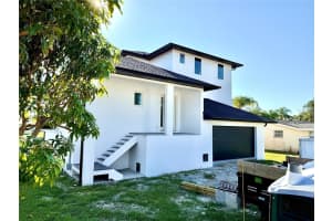 9832 Island Harbor Dr, PORT RICHEY