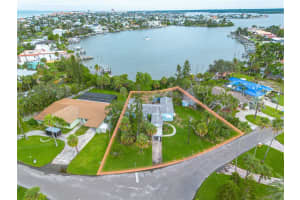 15514 Redington Dr, REDINGTON BEACH 15514 Redington Dr, REDINGTON BEACH