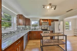 2591 17TH AVENUE, ST PETERSBURG, FL 33713 - MLS#MFRTB8429753
