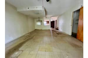 10015 52ND STREET, TEMPLE TERRACE, FL 33617 Sold 10/06/25