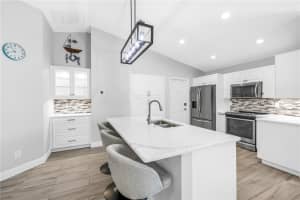 224 111TH STREET, BRADENTON, FL 34212 Sold 10/07/25