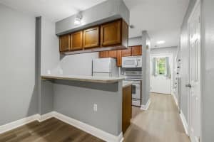 6211 OAK CLUSTER CIRCLE, TAMPA, FL 33634 - MLS#MFRTB8429821