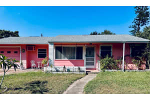 5483 45th Ave N, ST PETERSBURG
