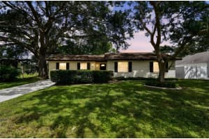 219 108TH AVENUE, TAMPA, FL 33612 - MLS#MFRTB8429871