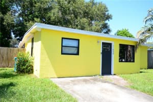 11048 105TH LANE, LARGO, FL 33773 - MLS#MFRTB8429885