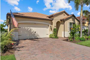 323 TOSCAVILLA BOULEVARD, NOKOMIS, FL 34275 Sold 11/10/25