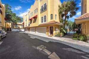 3321 LAS CAMPOS PLACE, TAMPA, FL 33611 - MLS#MFRTB8429900