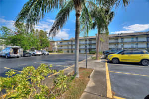 6100 12TH STREET, ST PETERSBURG, FL 33705 - MLS#MFRTB8429936