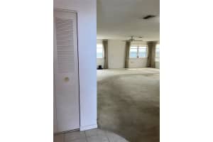 5521 80TH STREET, ST PETERSBURG, FL 33709 - MLS#MFRTB8429937