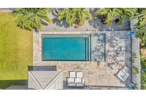 5339 VENICE WAY, ST PETERSBURG, FL 33703 Sold 11/24/25