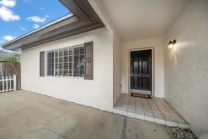2239 BEACON POINT BOULEVARD, PALM HARBOR, FL 34683 - MLS#MFRTB8430117