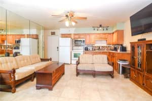 11447 PARK BOULEVARD, SEMINOLE, FL 33772 - MLS#MFRTB8430122