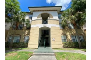 17110 Carrington Park Dr #821, TAMPA