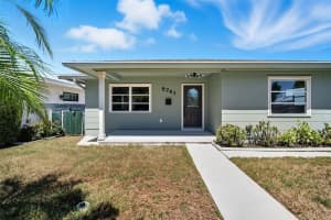 5741 10TH AVENUE, ST PETERSBURG, FL 33710 - MLS#MFRTB8430167