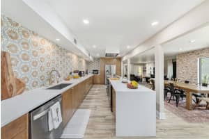 4202 GOLF CLUB LANE, TAMPA, FL 33618 - MLS#MFRTB8430198