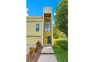 212 MOODY AVENUE, TAMPA, FL 33609 - MLS#MFRTB8430217