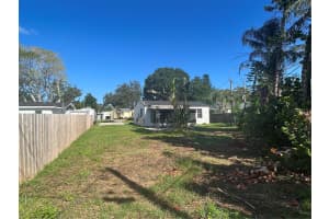 8465 TOBAY ROAD, ST PETERSBURG, FL 33702 - MLS#MFRTB8430224