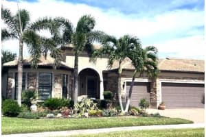 5872 Snowy Egret Dr, SARASOTA