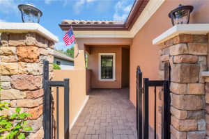 9902 CRAFTSMAN PARK WAY, PALMETTO, FL 34221 - MLS#MFRTB8430261