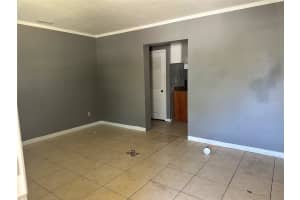 703 CASTLE COURT, TAMPA, FL 33612 - MLS#MFRTB8430267