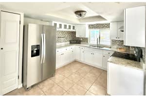 9927 ISLAND HARBOR DRIVE, PORT RICHEY, FL 34668 - MLS#MFRTB8430338