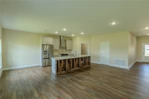 MLS# MFRTB8430472, Sebring, Florida 33872