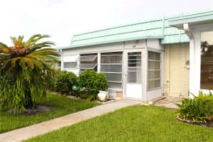 101 CAMBRIDGE TRAIL, SUN CITY CENTER, FL 33573 - MLS#MFRTB8430533